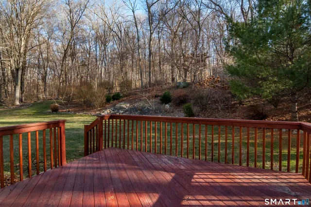 $559,000 | 68 Wyassup Road, North Stonington, CT 06359