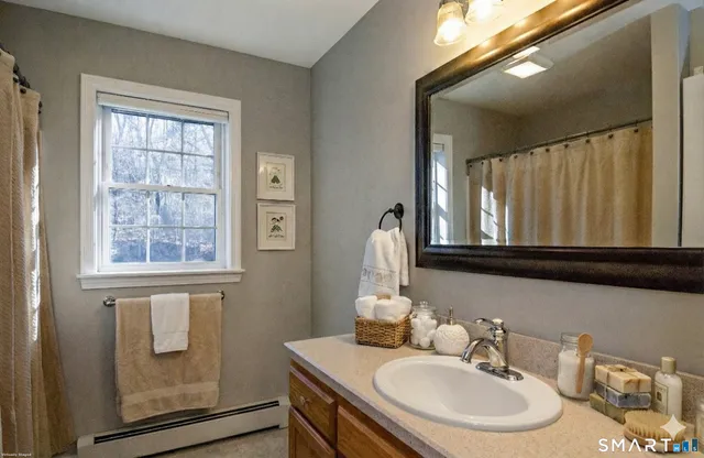 $559,000 | 68 Wyassup Road, North Stonington, CT 06359