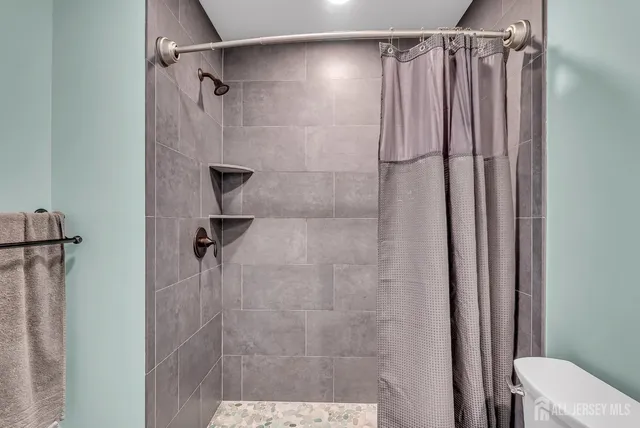 $880,000 | 303 Spinnaker Way, Neptune, NJ 07753