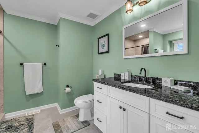 $880,000 | 303 Spinnaker Way, Neptune, NJ 07753