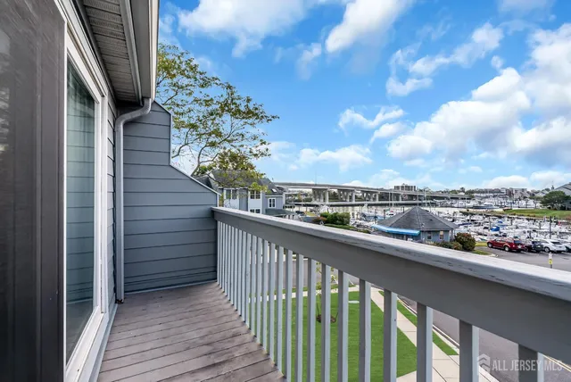 $880,000 | 303 Spinnaker Way, Neptune, NJ 07753