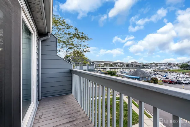 $880,000 | 303 Spinnaker Way, Neptune, NJ 07753