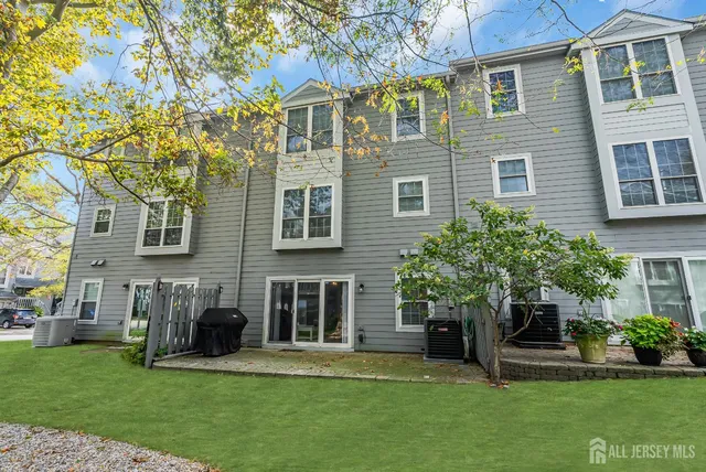 $880,000 | 303 Spinnaker Way, Neptune, NJ 07753