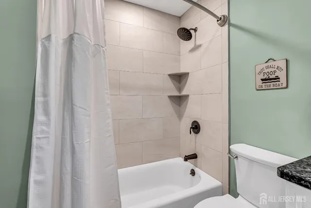 $880,000 | 303 Spinnaker Way, Neptune, NJ 07753