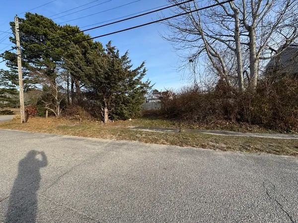 $19,999 | 48 North Boulevard, Wareham, MA 02558