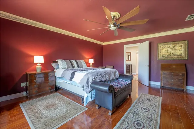 $720,000 | 321 Bayshore Drive, Corpus Christi, TX 78412