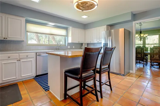 $720,000 | 321 Bayshore Drive, Corpus Christi, TX 78412