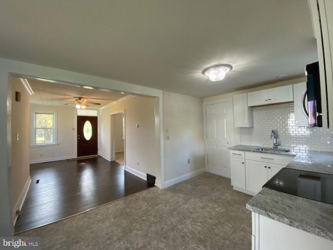 7961 Creamery Road Alburtis, PA 18011 - Photo 4 of 19 View from Kit to LR-open concept
