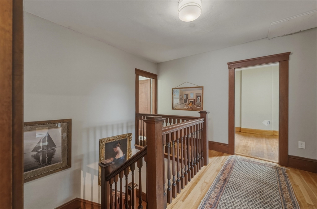 2 Biltmore Road Worcester, MA 01602 - Photo 18 of 39