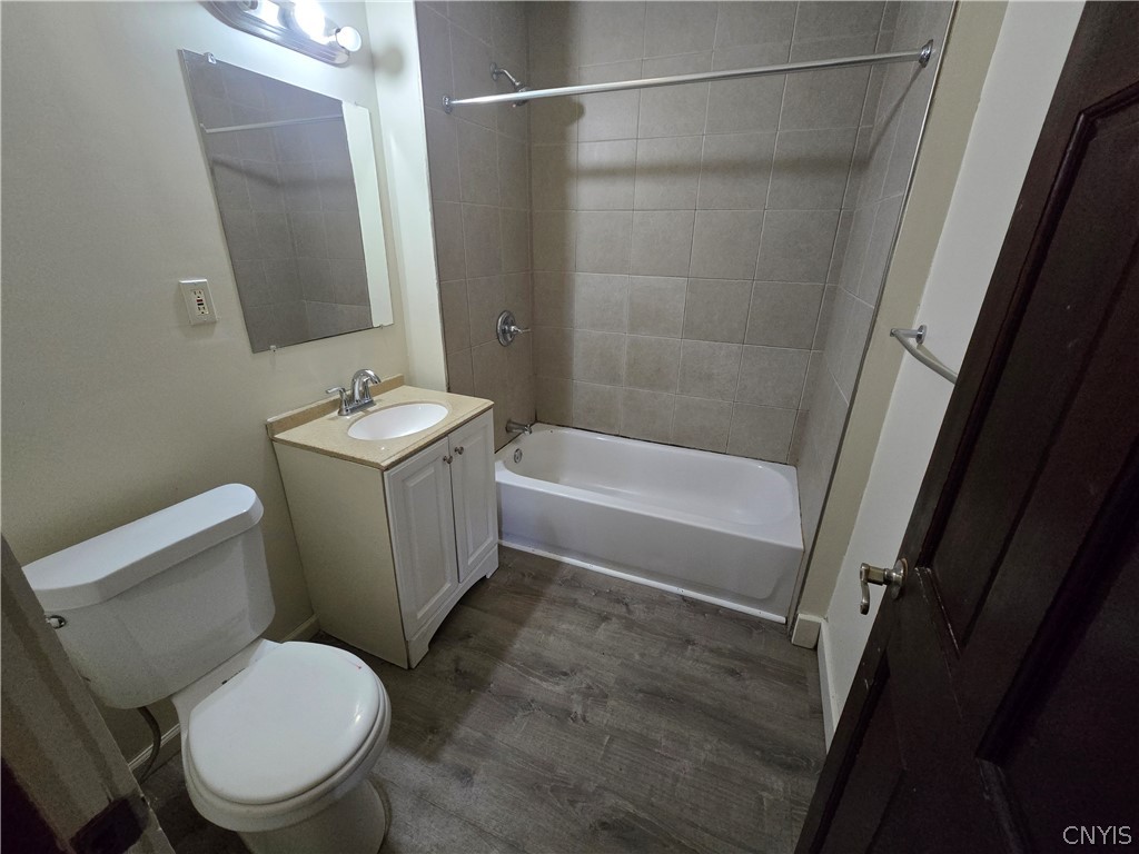322 Spring Street Syracuse, NY 13208 - Photo 11 of 15