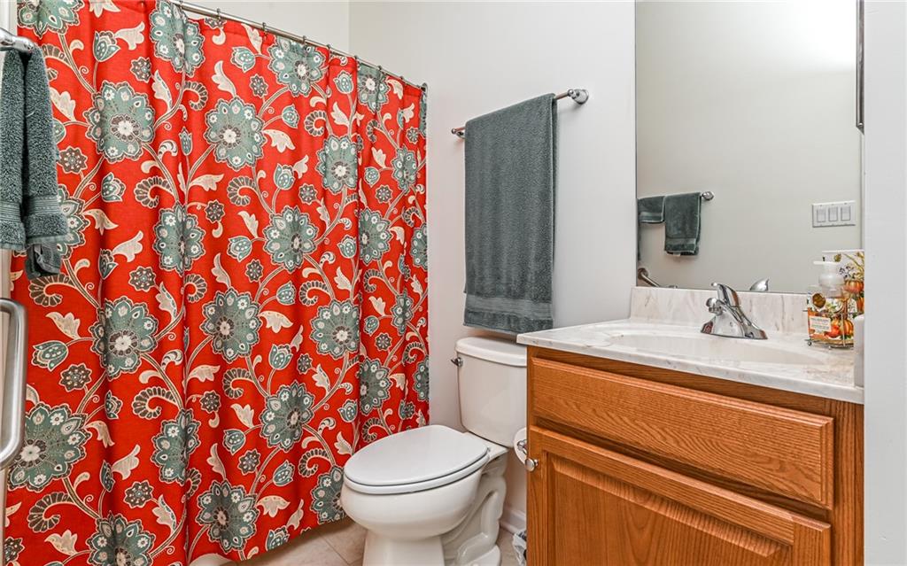 150 Independence Way Sewickley, PA 15143 - Photo 28 of 42 Main Level Guest Full Bath