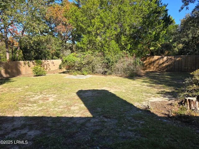 $300,000 | 18 Middle Road, Beaufort, SC 29907