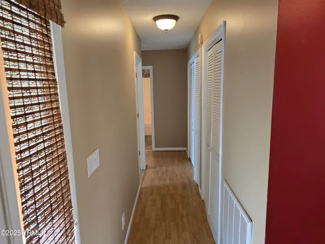 $300,000 | 18 Middle Road, Beaufort, SC 29907