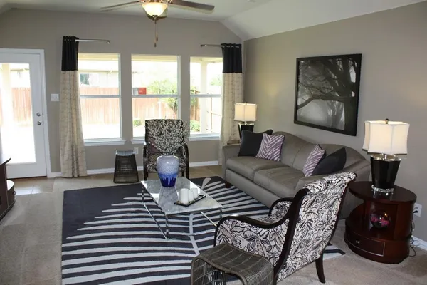 $2,295 | 2777 Cresent Lake Drive, Little Elm, TX 75068