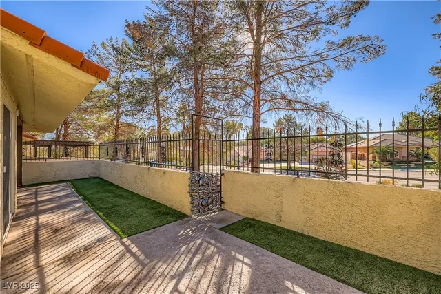 $375,000 | 2504 Balintore Court, Henderson, NV 89014