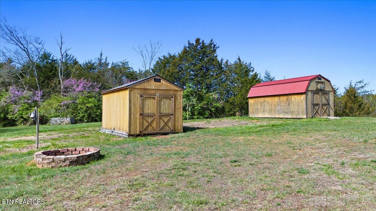 2095 Chestnut Hill Road Dandridge, TN 37725 - Photo 37 of 54 Gallery Image 37