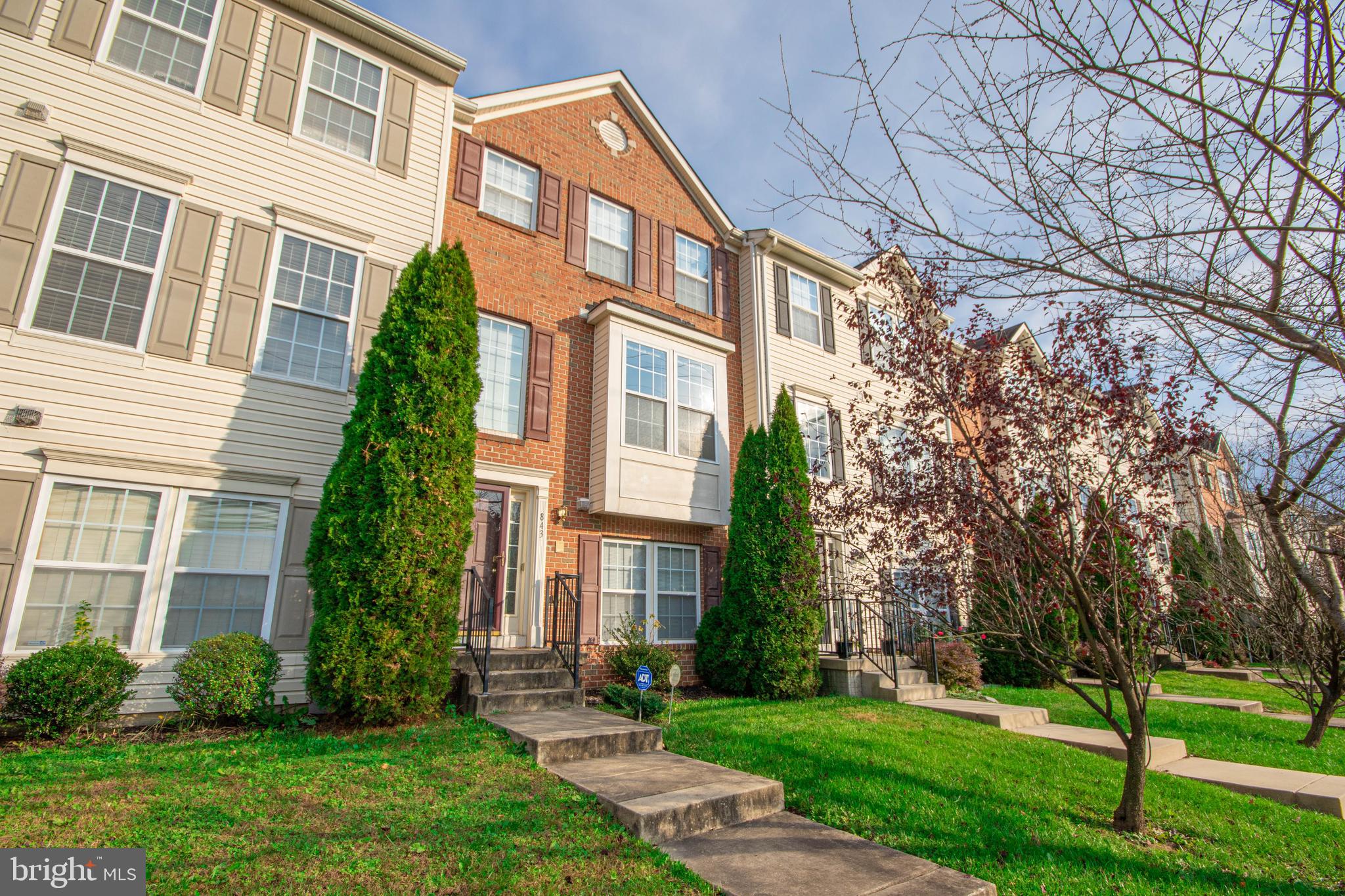 843 Middle River Road Baltimore, MD 21220 - Photo 3 of 37