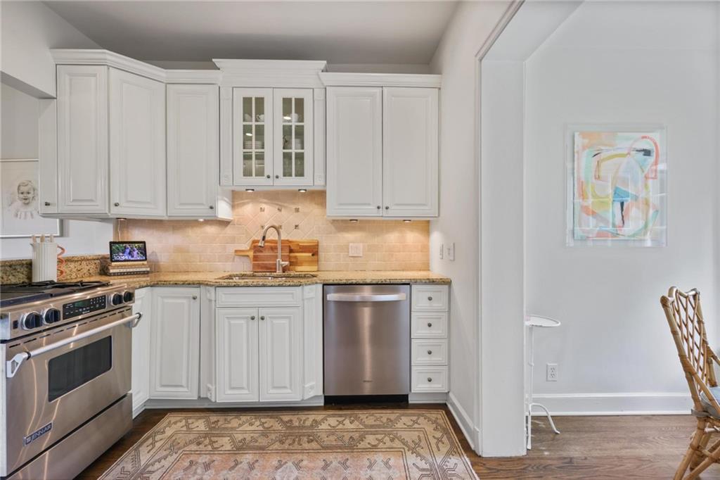 256 Brighton Road Northeast Atlanta, GA 30309 - Photo 16 of 60