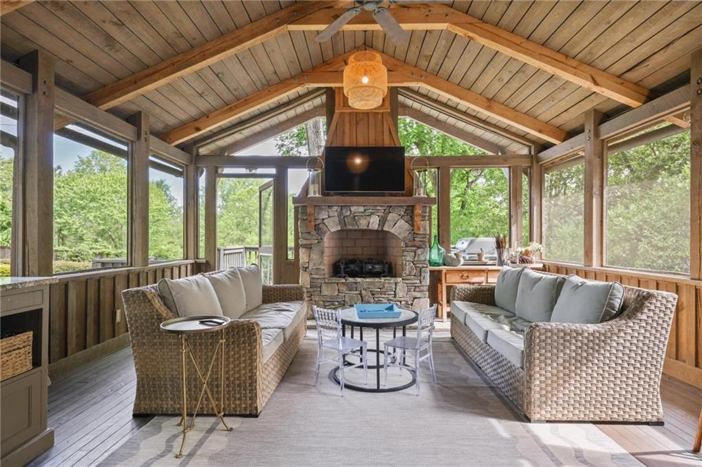 256 Brighton Road Northeast Atlanta, GA 30309 - Photo 20 of 60