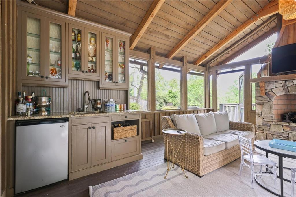 256 Brighton Road Northeast Atlanta, GA 30309 - Photo 21 of 60