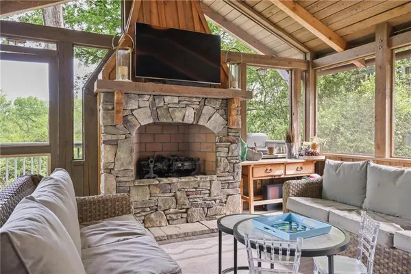 $1,390,000 | 256 Brighton Road Northeast, Atlanta, GA 30309