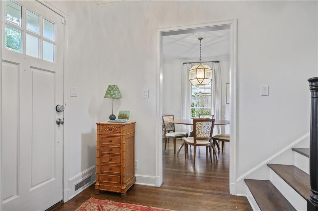 256 Brighton Road Northeast Atlanta, GA 30309 - Photo 3 of 60