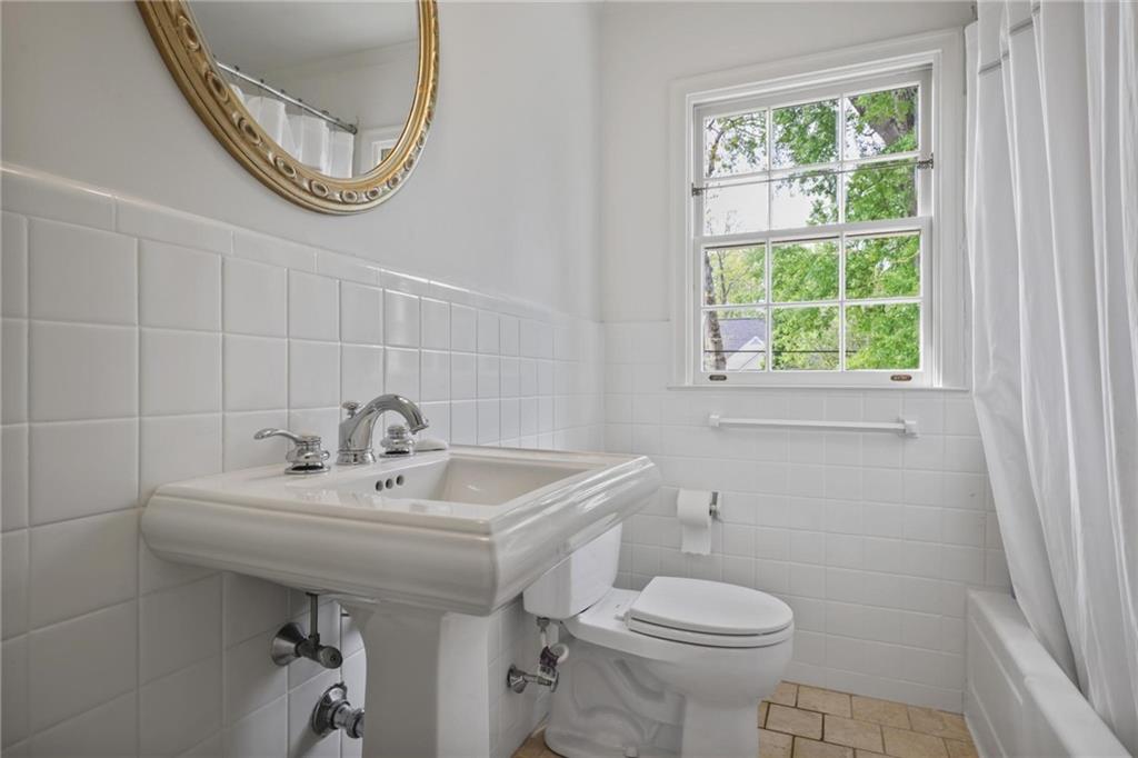 256 Brighton Road Northeast Atlanta, GA 30309 - Photo 34 of 60