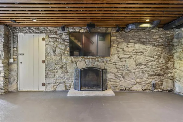 $1,390,000 | 256 Brighton Road Northeast, Atlanta, GA 30309