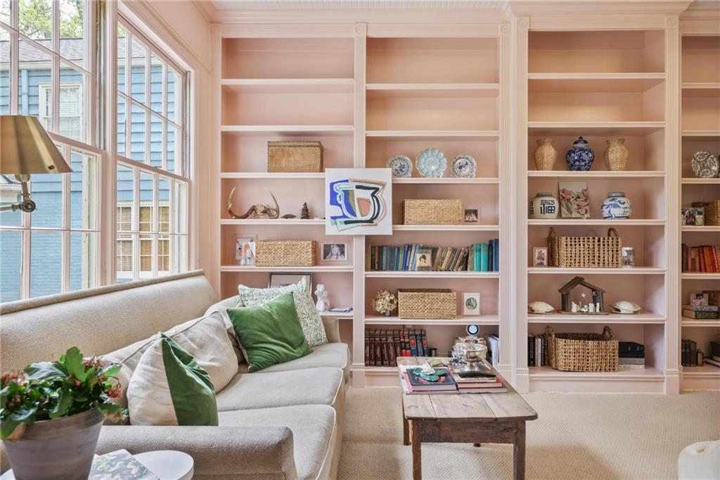 256 Brighton Road Northeast Atlanta, GA 30309 - Photo 8 of 60