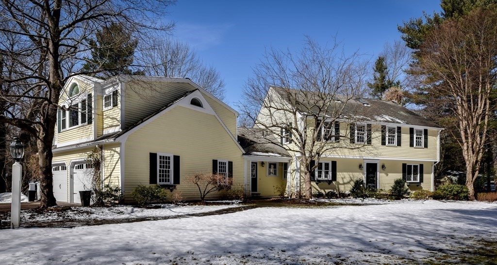 1 Colonial Road Dover, MA 02030 - Photo 1 of 42 Gallery Image 1