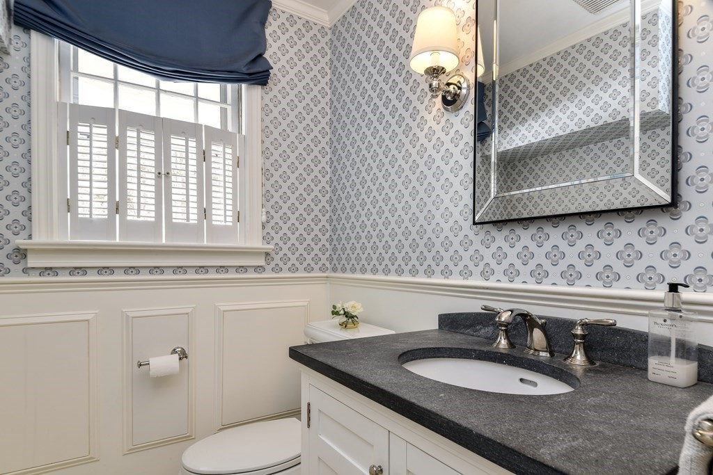 1 Colonial Road Dover, MA 02030 - Photo 15 of 42 Gallery Image 15