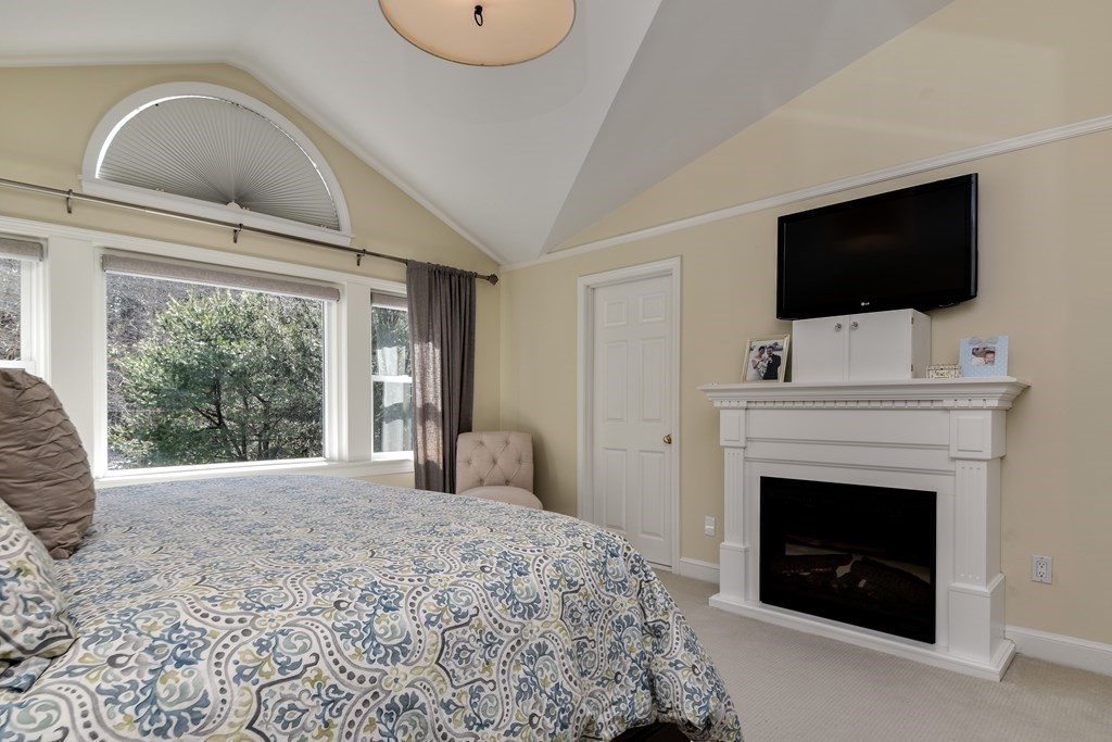 1 Colonial Road Dover, MA 02030 - Photo 20 of 42 Gallery Image 20