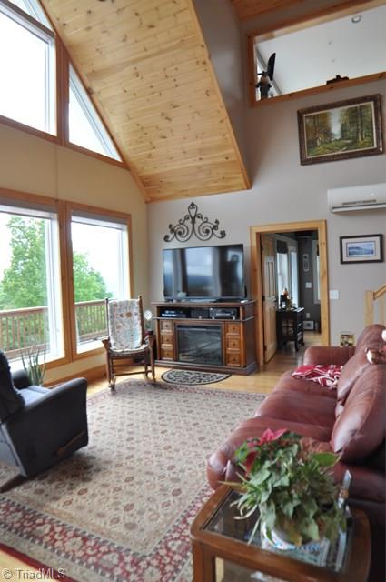 816 Sweetwater Road Boomer, NC 28606 - Photo 4 of 43 Gallery Image 4