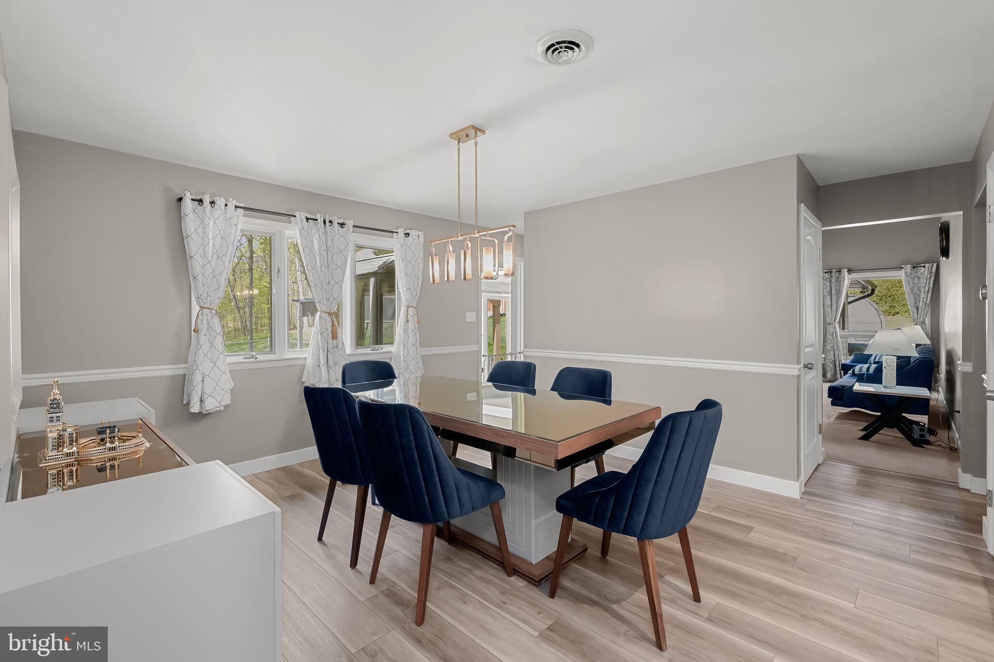 4958 Wentz Road Manchester, MD 21102 - Photo 13 of 55 Dining Room
