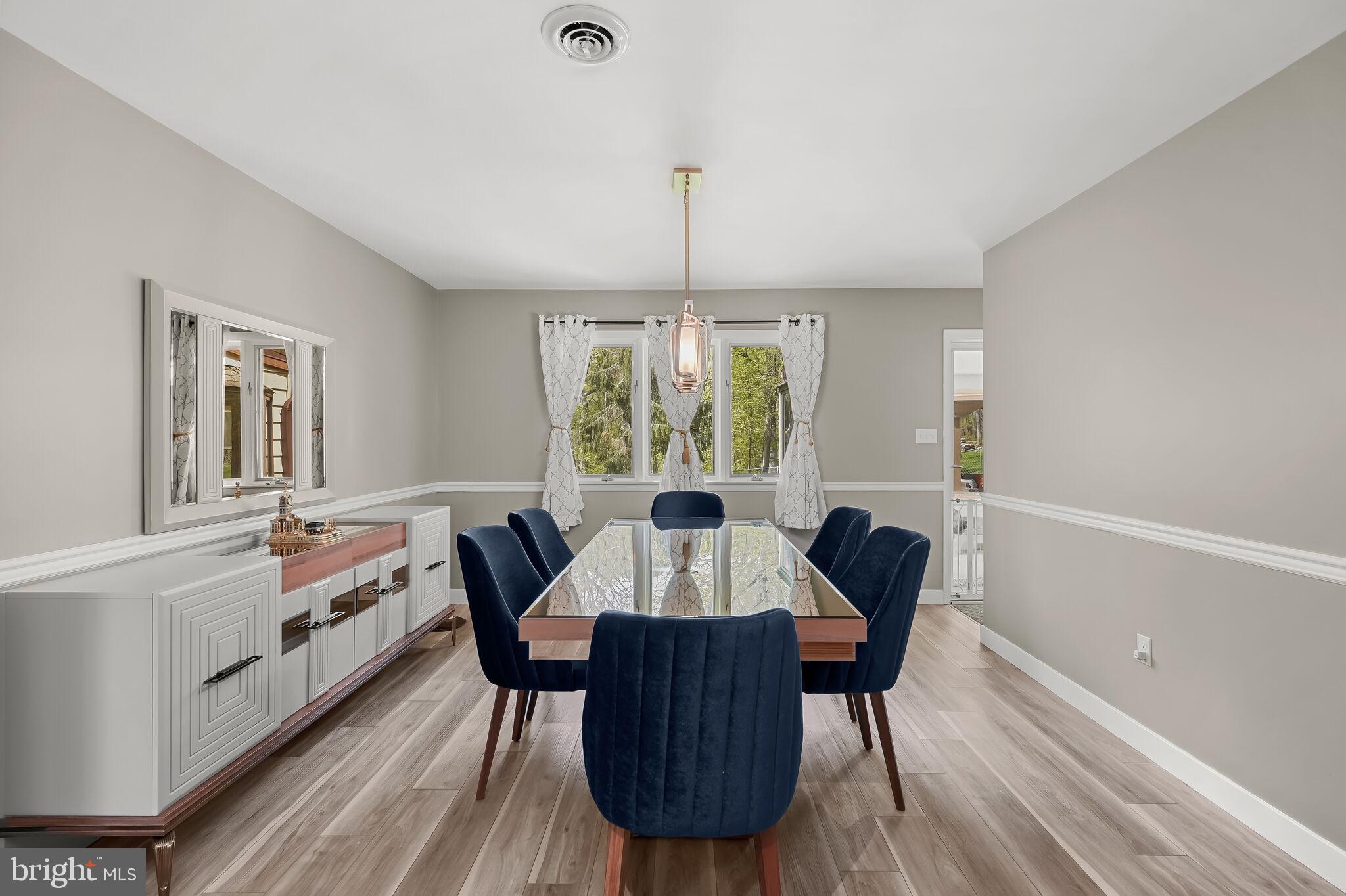 4958 Wentz Road Manchester, MD 21102 - Photo 3 of 55 Dining Room