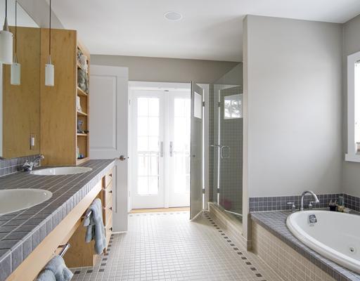 6 Angell Point Road Cape Elizabeth, ME 04107 - Photo 22 of 25 Master Bath/Spa.