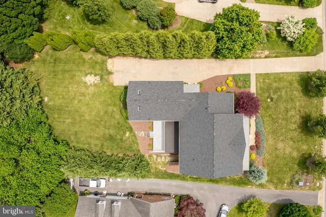 $985,000 | 1020 Breckinridge Lane, Winchester, VA 22601