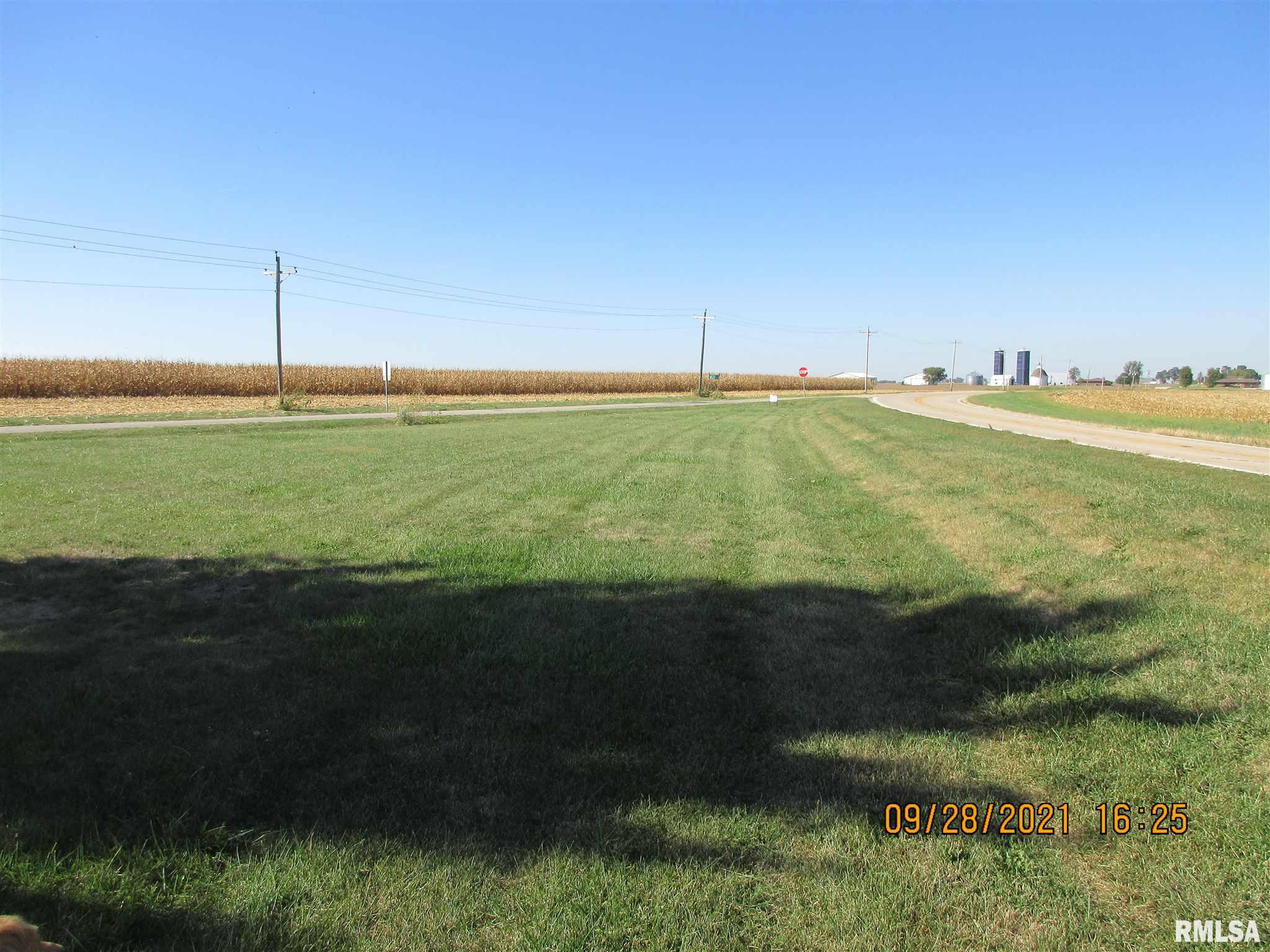 17064 Osco Road Osco, IL 61274 - Photo 11 of 14 Gallery Image 11