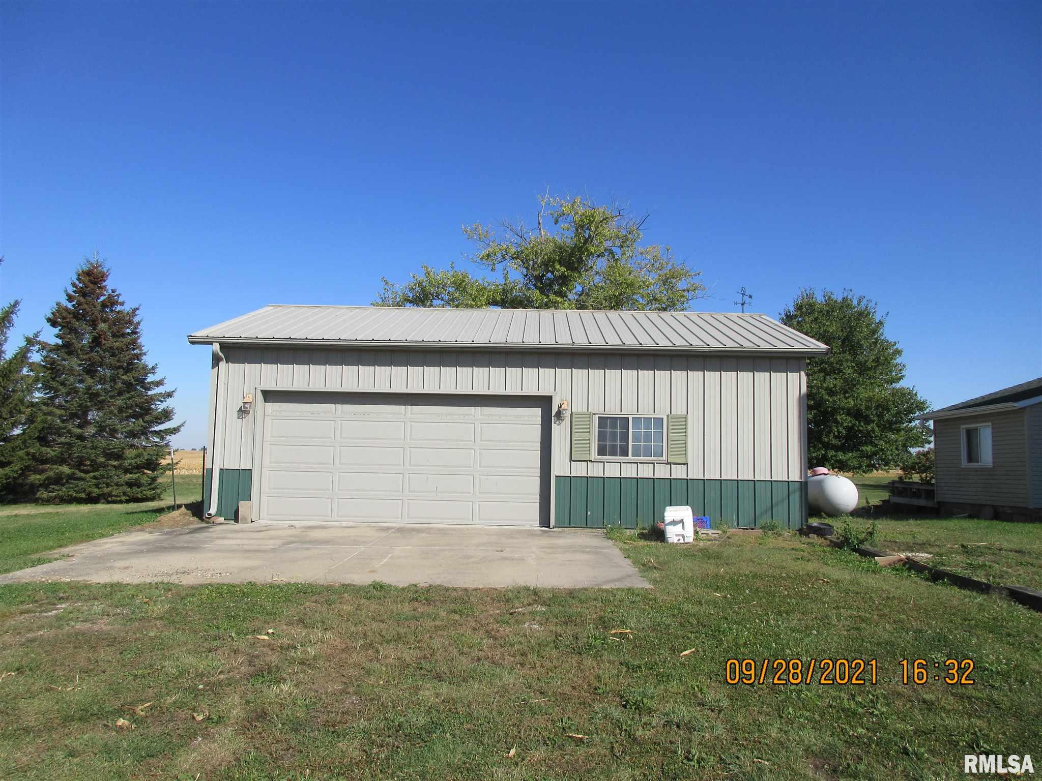17064 Osco Road Osco, IL 61274 - Photo 7 of 14 Gallery Image 7