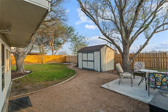 $249,999 | 1213 Palm Drive, Kingsville, TX 78363