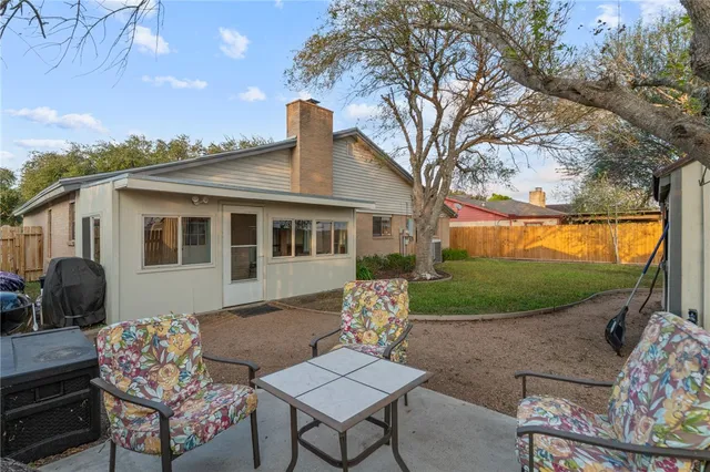 $249,999 | 1213 Palm Drive, Kingsville, TX 78363