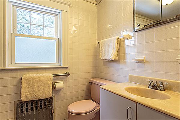 69 Falmouth Road Arlington, MA 02474 - Photo 18 of 23 Gallery Image 18