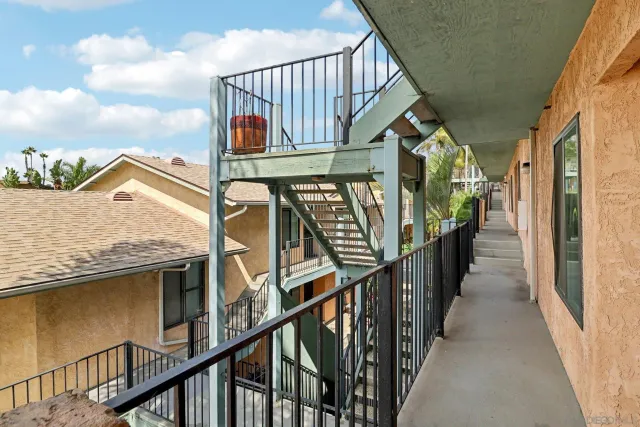 $475,000 | 552 Canyon Drive, Unit 29, Oceanside, CA 92054