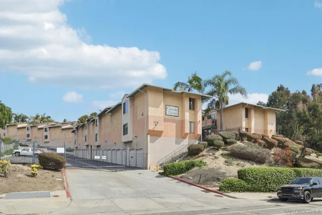 $475,000 | 552 Canyon Drive, Unit 29, Oceanside, CA 92054