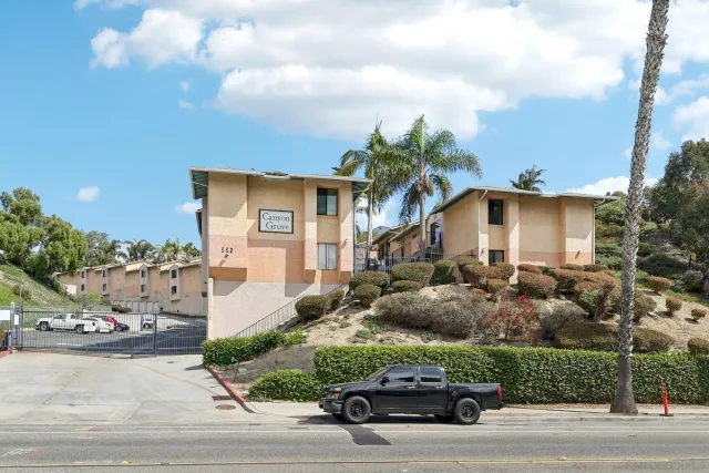 $475,000 | 552 Canyon Drive, Unit 29, Oceanside, CA 92054