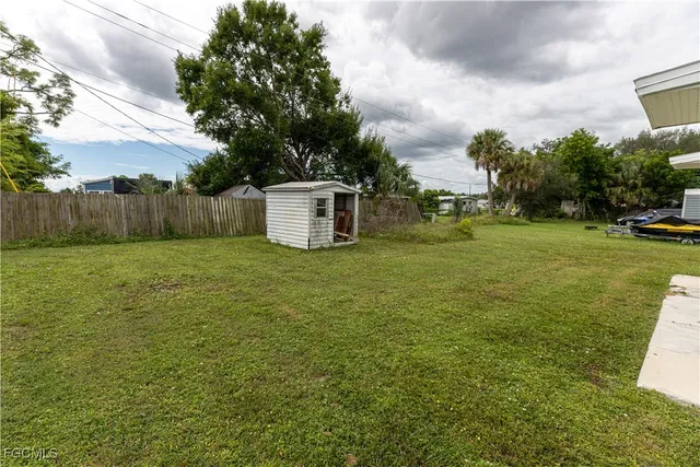 $1,500 | 21043 Bersell Avenue, Port Charlotte, FL 33952