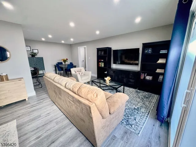 $2,100 | 360 Hoover Avenue, Unit 109, Bloomfield, NJ 07003