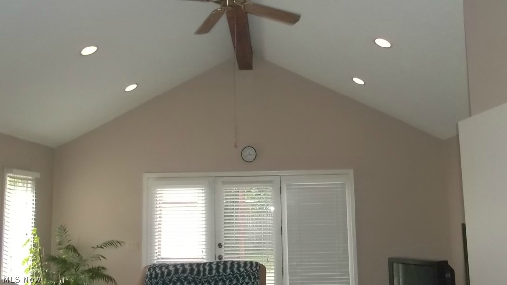 4401 Baintree Road University Heights, OH 44118 - Photo 19 of 25