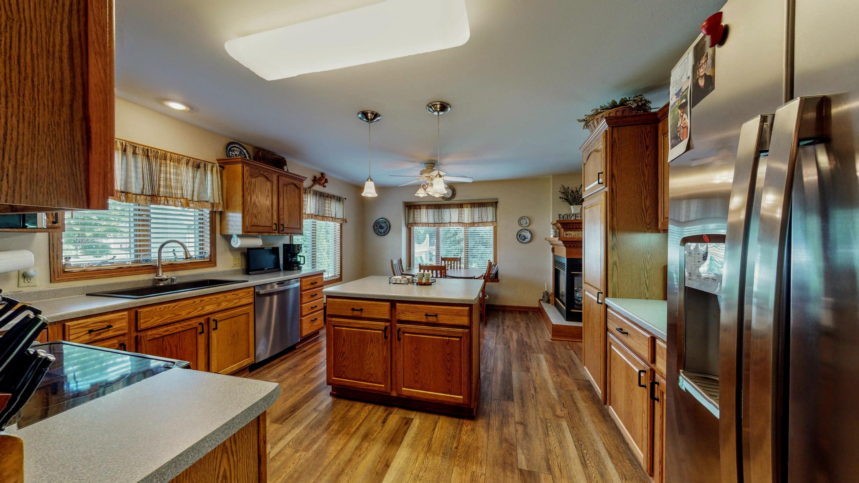1505 Raveen Street Fort Atkinson, WI 53538 - Photo 6 of 58 1505-Raveen-Street-Fort-Atkinson-0625202