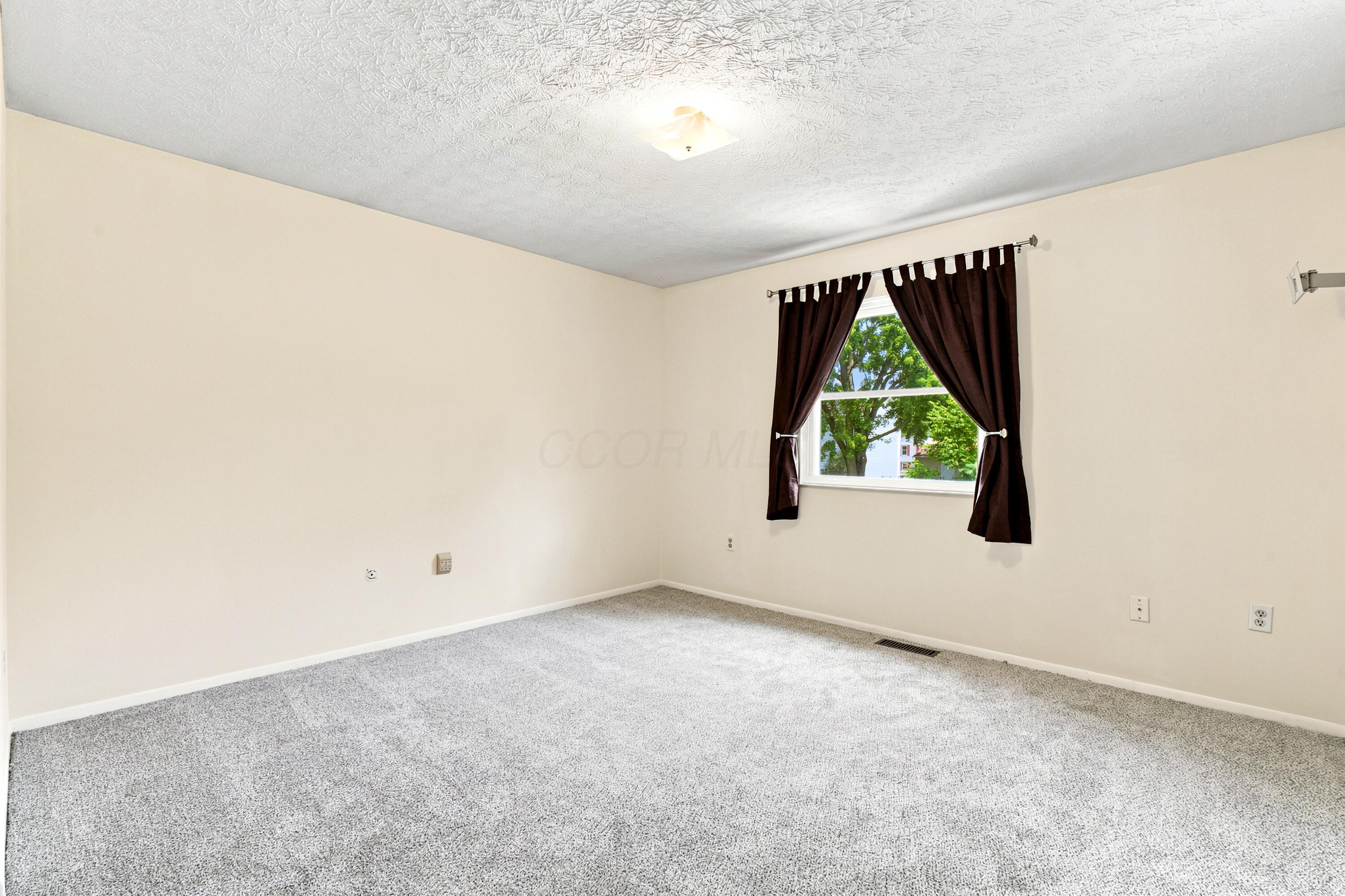 682 Hines Road Columbus, OH 43230 - Photo 14 of 34 dsc02835
